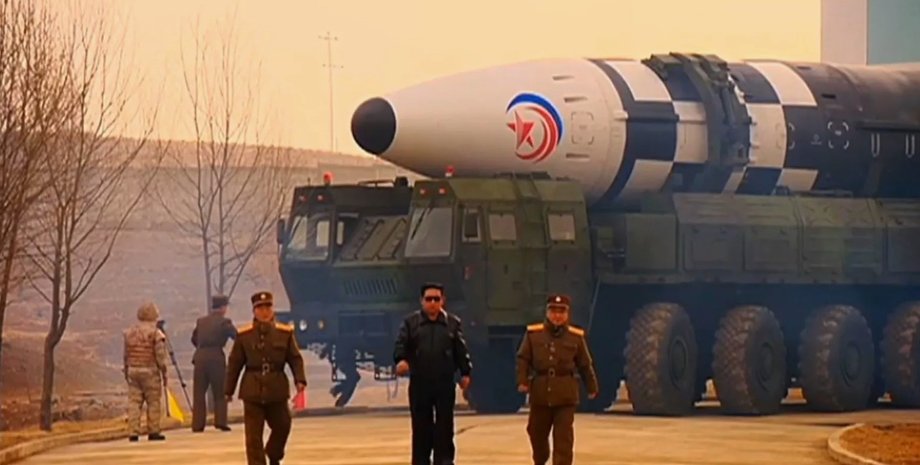 ракета КНДР, ядерная ракета Северная Корея