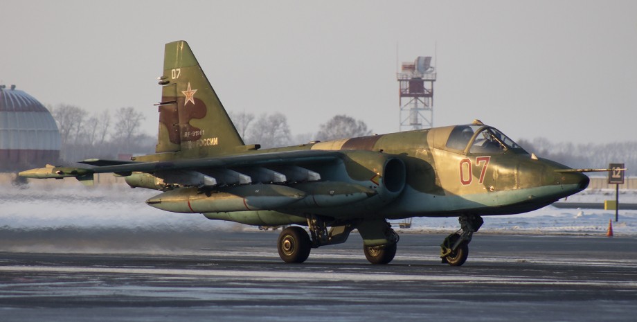 Штурмовик Су-25СМ авиаполк Приморский край оккупанты вторжение уничтожение Ирпень
