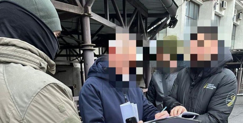 На Донеччині правоохоронці викрили масштабну схему розкрадання державних коштів