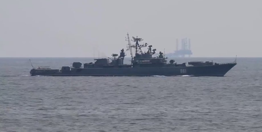 Чорне море, російський корабель, Ладний