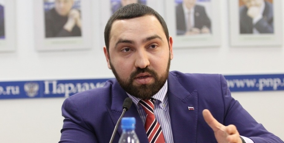 Бийсултан Хамзаев , фото, депутат