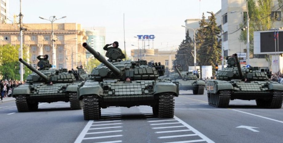Танки боевиков в Донецке / Фото: РИА Новости