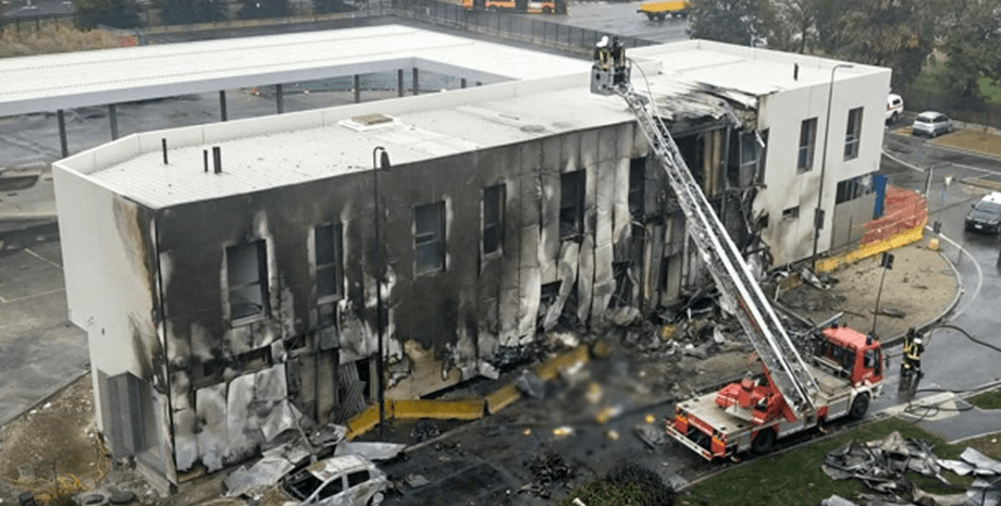 Літак, крах, Мілан