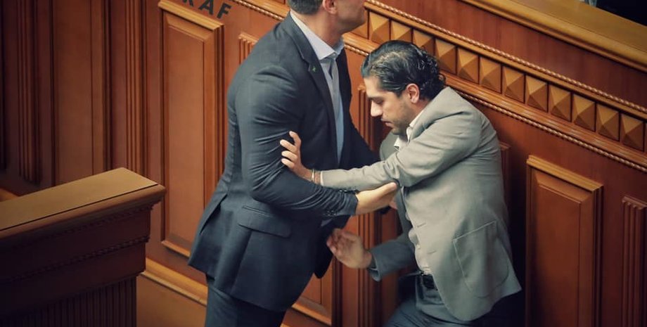 Драка в Раде: Тищенко набросился на Лероса