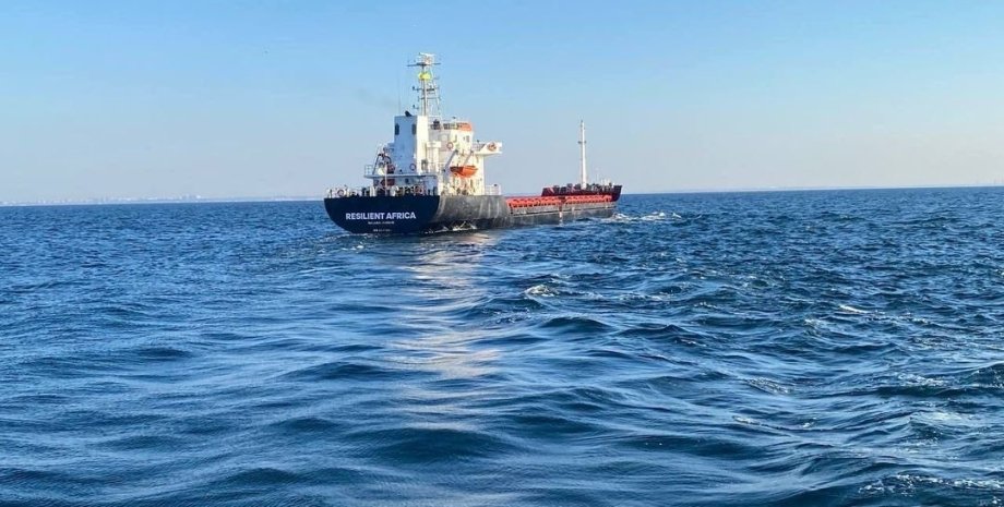 Корабель Resilient Africa вийшов із порту Чорноморська