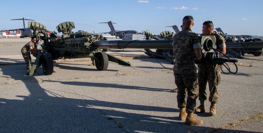 військова допомога США, постачання озброєння зі США