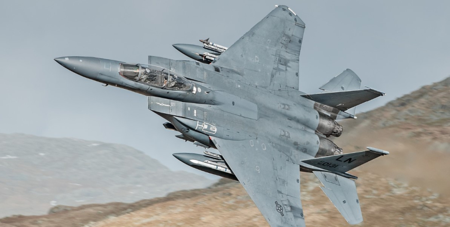 Истребитель F-15E