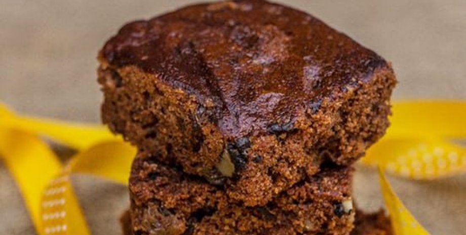 медова пряник, медова випічка, пісна випічка, родзинки та горіхи, пісні рецепти, пісний десерт