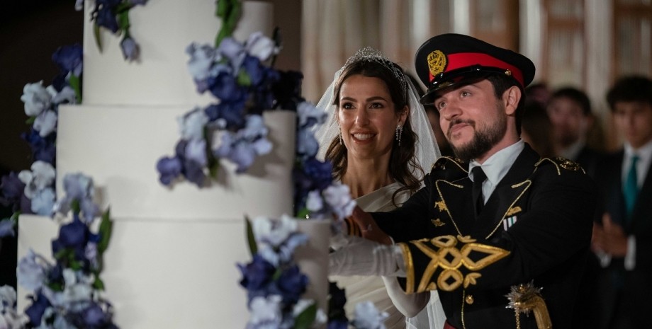 Кронпринц Хусейн и принцесса Раджва Кронпринц Хусейн и принцесса Раджва, сын короля Иордании, королева Рания, принц Хусейн станет отцом, принцесса Раджва беременна