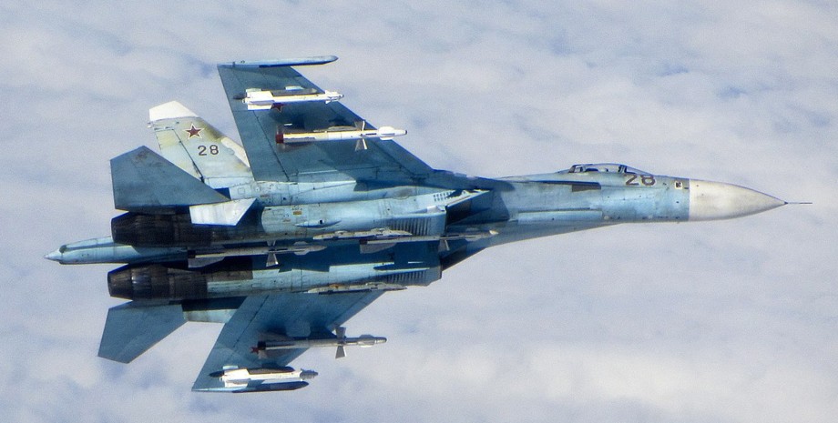 истребитель, Су-27, война РФ против Украины, обстрелы городов Украины, ВС РФ