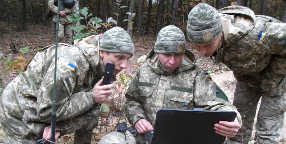 Clearview AI, солдаты ВСУ, ноутбук