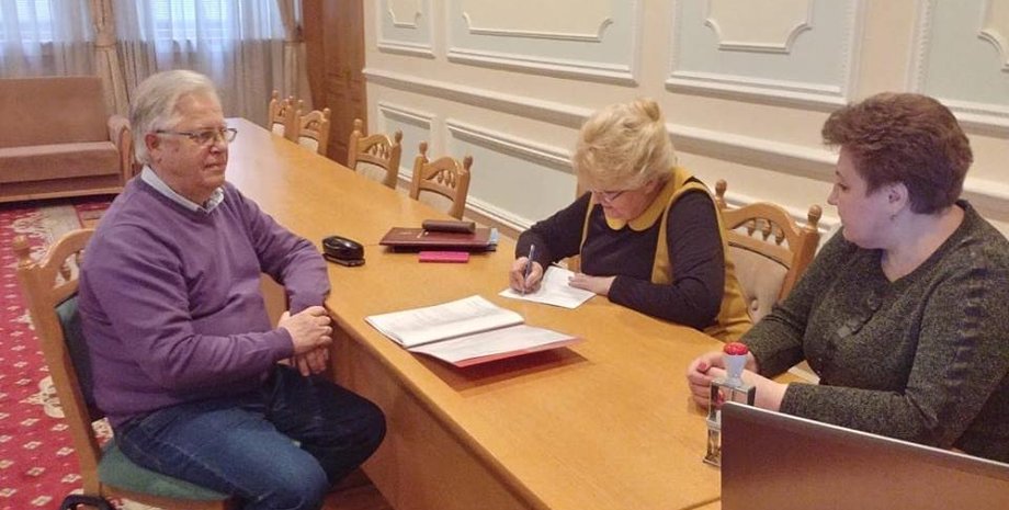 Фото: Facebook.com / Петр Симоненко