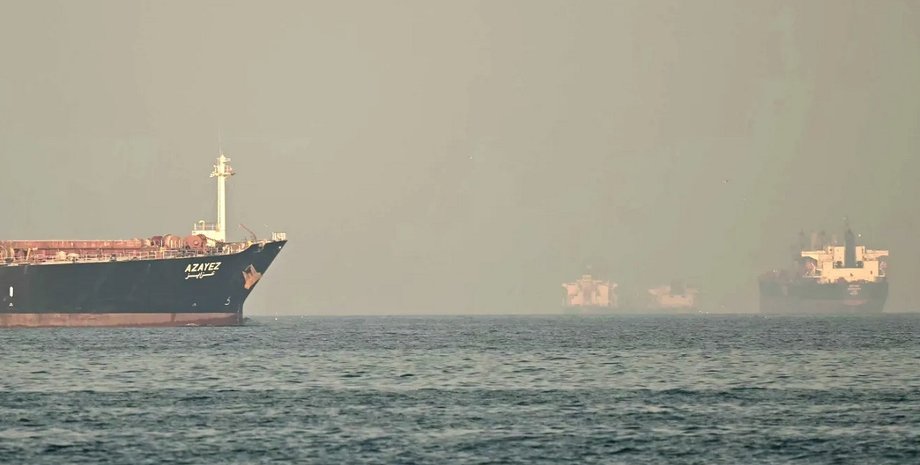 Иранские объекты возле Ормузского пролива атаковали США Ормузский пролив Иран США