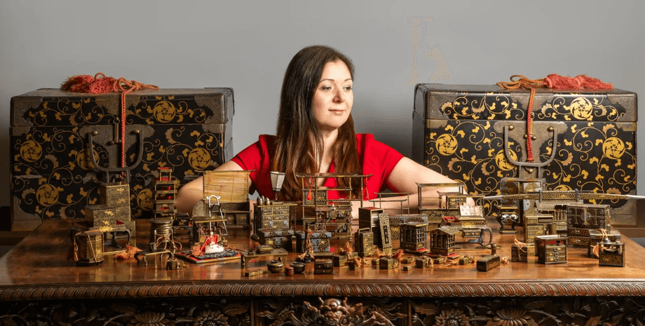 Сім'я знайшла японські прикраси, прикраса на горищі, колекція ляльок, рідкісні аксесуари, старовинна скриня, аукціон, незвичайна знахідка