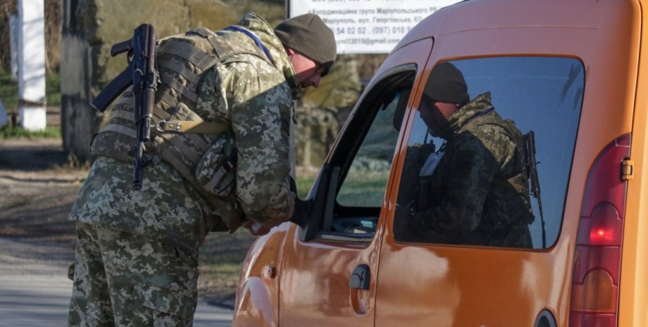 полномочия военкомов, проверка документов на улице, мобилизация в Украине