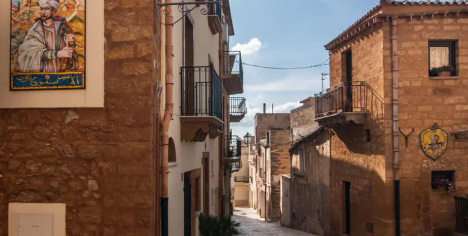 Купить дом за 3 евро, продажа недвижимости, жилье, домик, туризм, путешествия, фото, Италия, аукционы по продаже домов