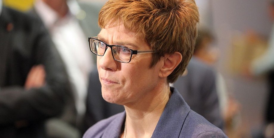 Аннегрет Крамп-Карренбауэр / Фото: Sandro Halank, Wikimedia Commons