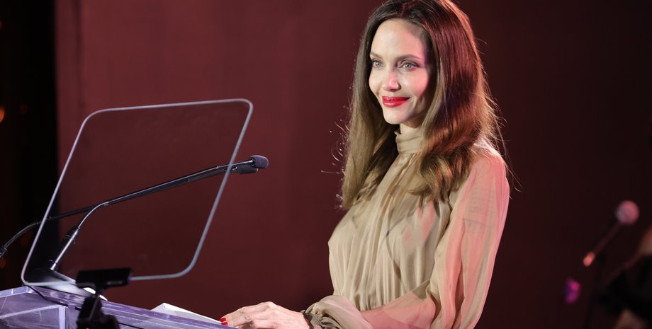 Chloe, анджелина джоли, джоли одежда, габриэла херст