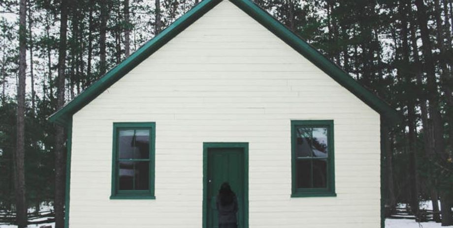 Орендодавець оригінально помстився матері-одиначці, яка 5 місяців не платила за оренду житла, що він зробив