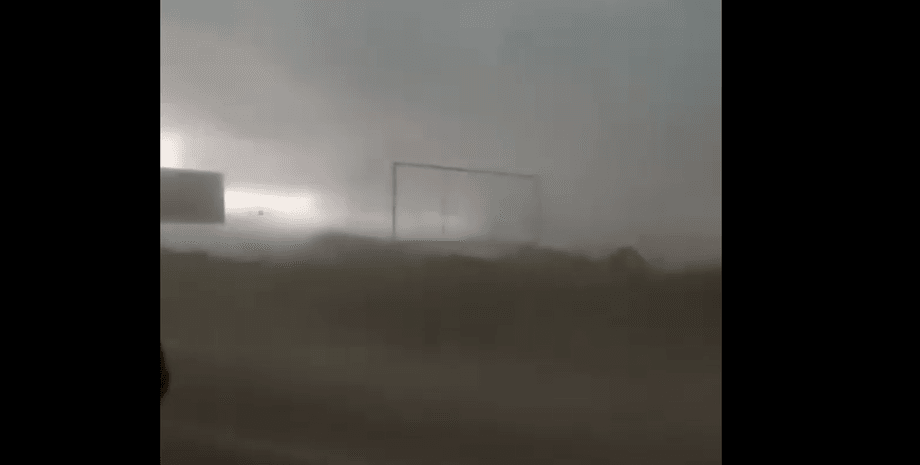 непогода в ровно