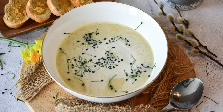 Сырный суп с шампиньонами и картофелем - рецепт приготовления с фото от пластиковыеокнавтольятти.рф