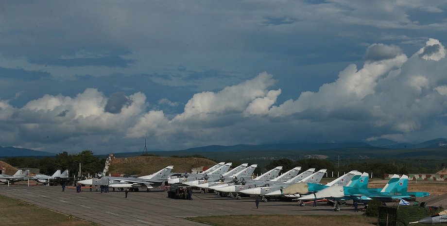 авіабаза бельбек у Криму