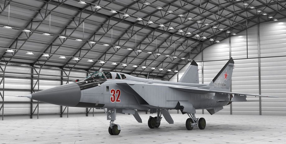 Российский истребитель МиГ-31 на авиабазе