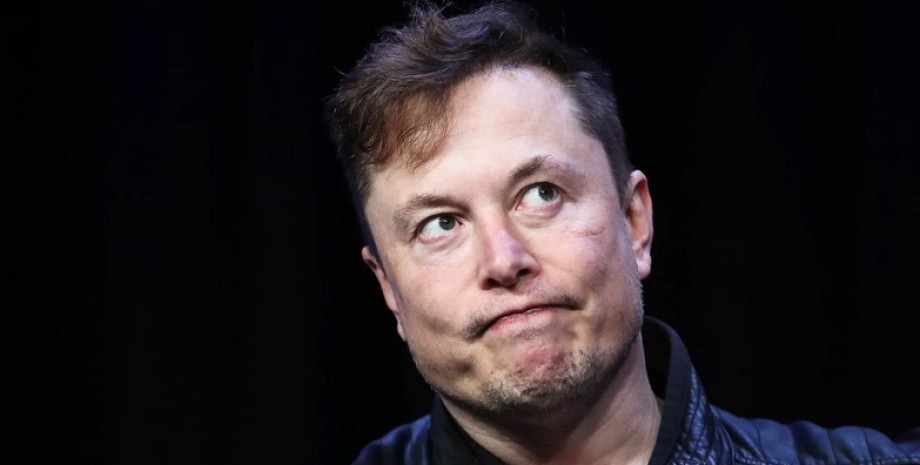 Гендиректор компании Tesla Илон Маск