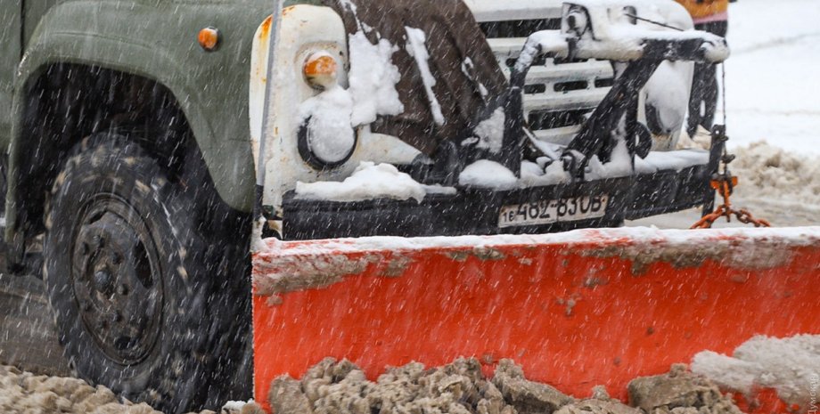 снегопад в украине, дороги, киев-одесса, спасатели, снег, погода