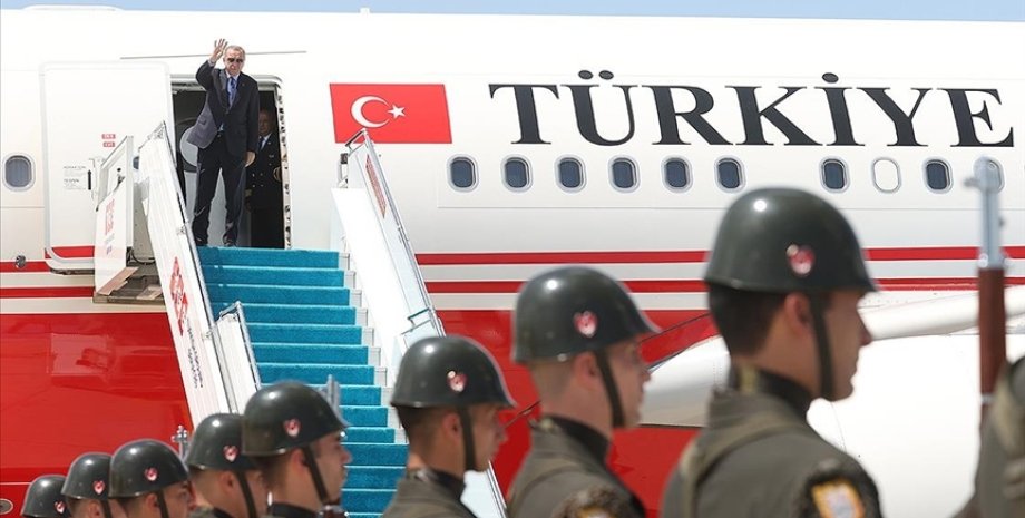 Ердоган у Сочі, президент Туреччини в Сочі, ердоган перед переговорами з путіним