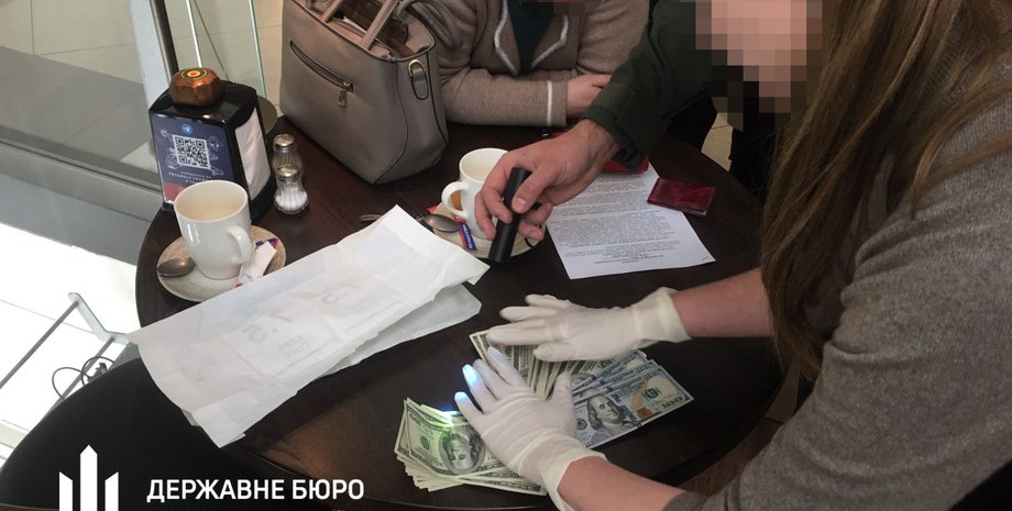 взятка, доллары, задержание, ГБР