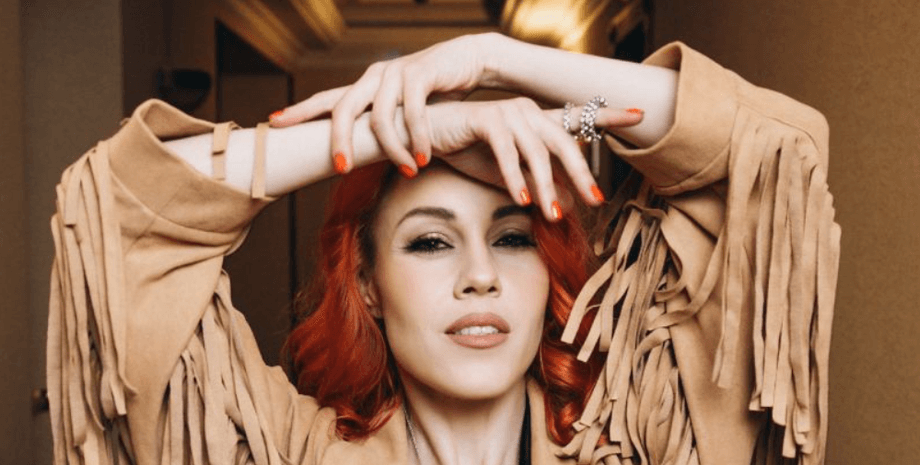 Елена Тополя, певица