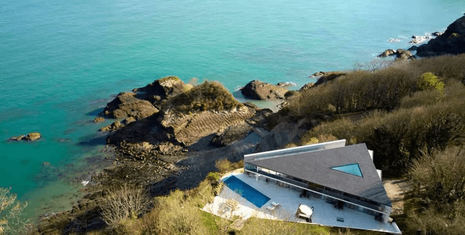 Выиграл особняк в лотерею, современный особняк, главный приз, Omaze, покинул дом, особняк рухнет, особняк на берегу моря,