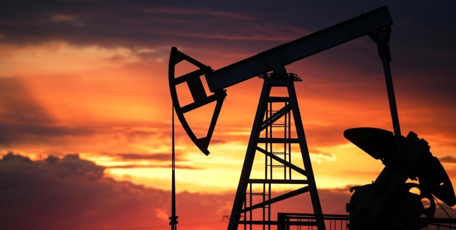 Добыча нефти в России / архивное фото Российская нефть