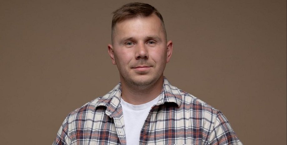 Василь Кравчук, український будівельник, будівництво в Америці, архітектура, фасад, фасадна штукатурка, штукатурка Travertine Look