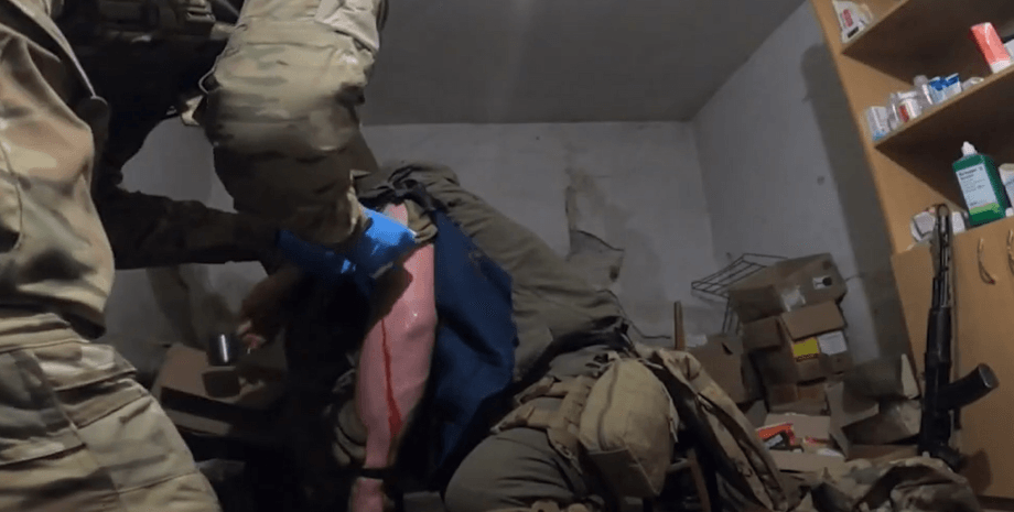 раненый военный, ранение, ранение в бахмуте, раненый боец бахмут