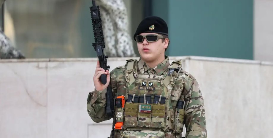 Адам Кадиров