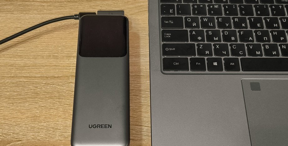 Ugreen PB722 25000 mAh 200W кращий повербанк для ноутбука
