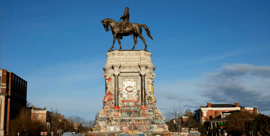 знесення пам'ятника