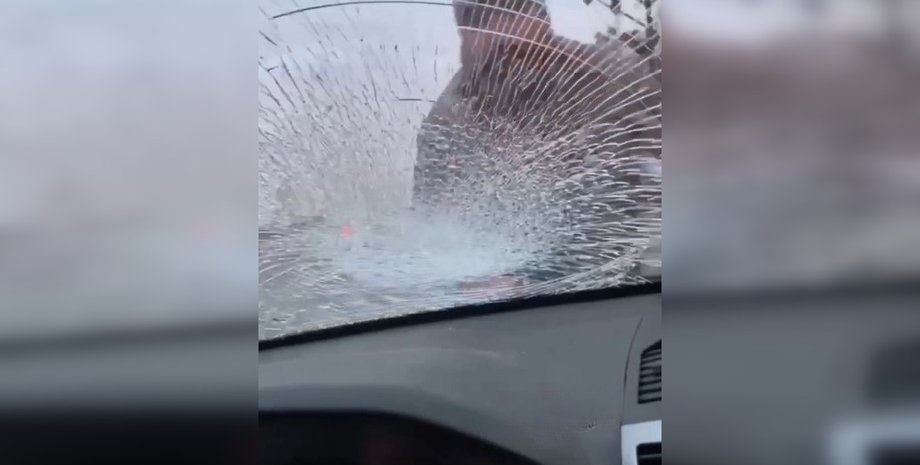 Скандал з ТЦК, Нацполіція і ТЦК, ТЦК конфлікт, ТЦК перевірка документів, ТЦК скло авто, ТЦК бійка 28 грудня