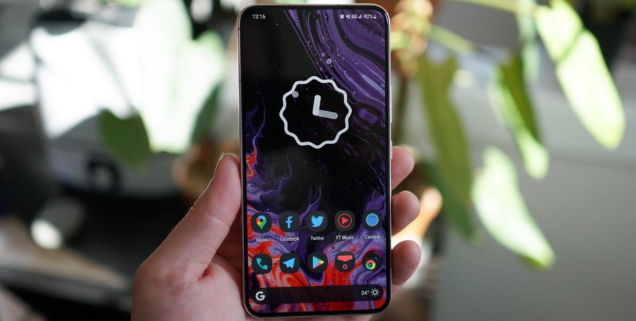 Смартфон Samsung Galaxy S22