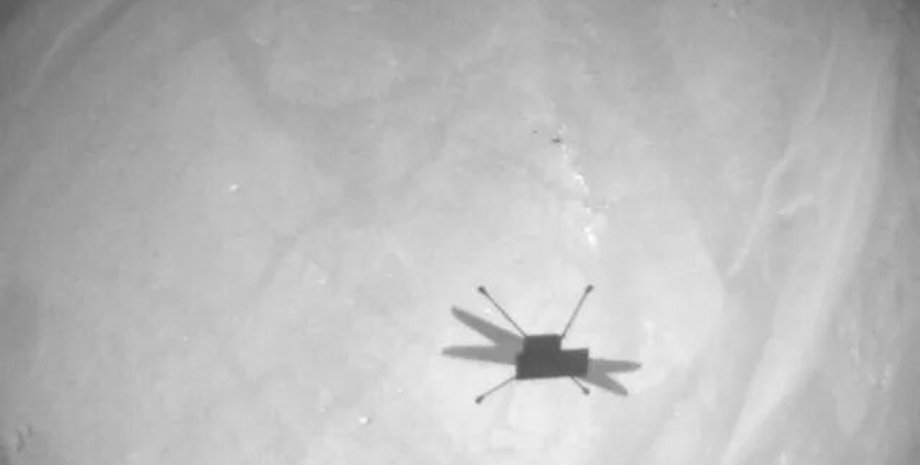 вертолет Ingenuity, поверхность, Марс, снимок