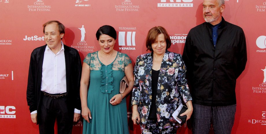 Жюри ОМКФ Игорь Минаев, Ия Шуглиашвили, Ева Пушинская и Арно де Пальер / Фото: УНИАН