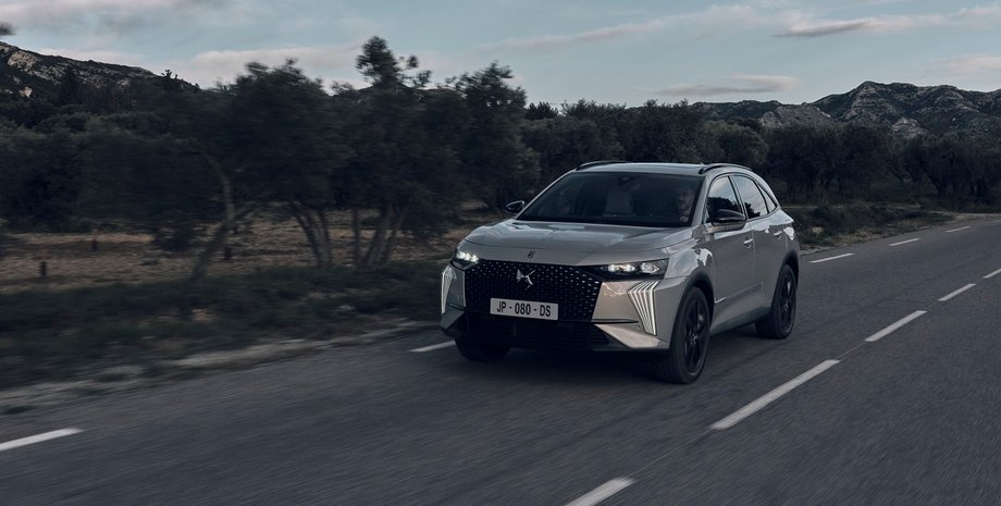 DS, DS 7, DS Automobiles, Україна, Кросовер, Новинки, Гібрид, Ціни, Комплектації, Характеристики, Фото