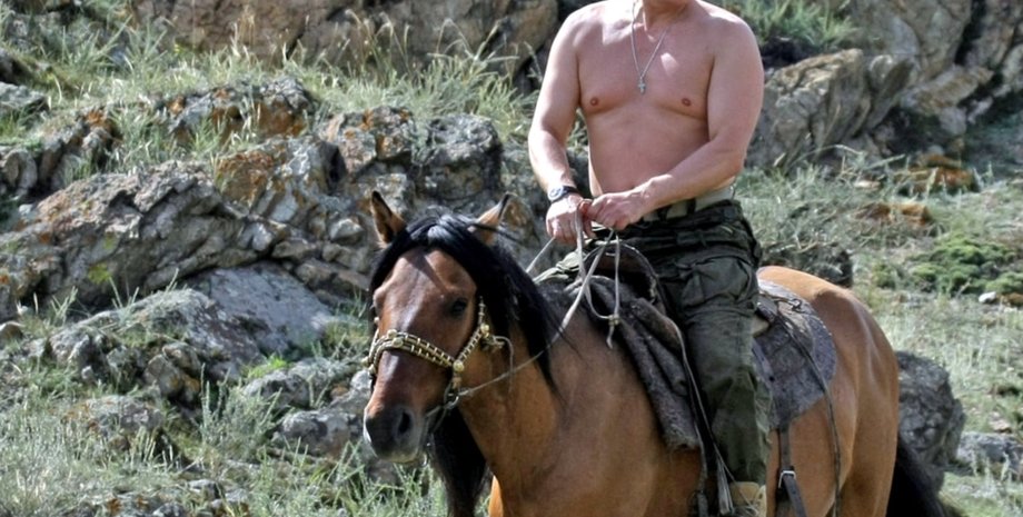 Путін на коні,