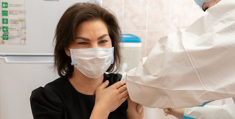 Ирина Венедиктова, генпрокурор, вакцинация, коронавирус, Sinovac,