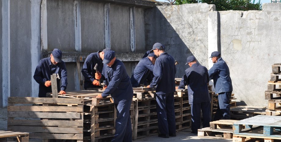 лагерь пленных, лагерь военнопленных, лагерь запад украины, лагерь военнопленных львовская область