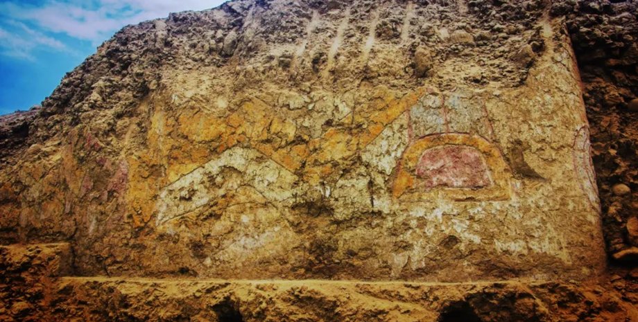 Перу, храм, фреска, человек-паук