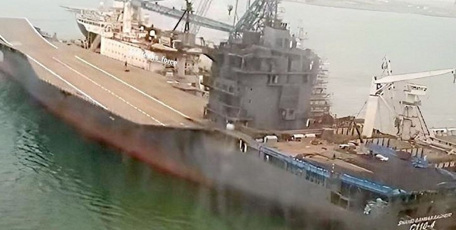 Іранський корабель