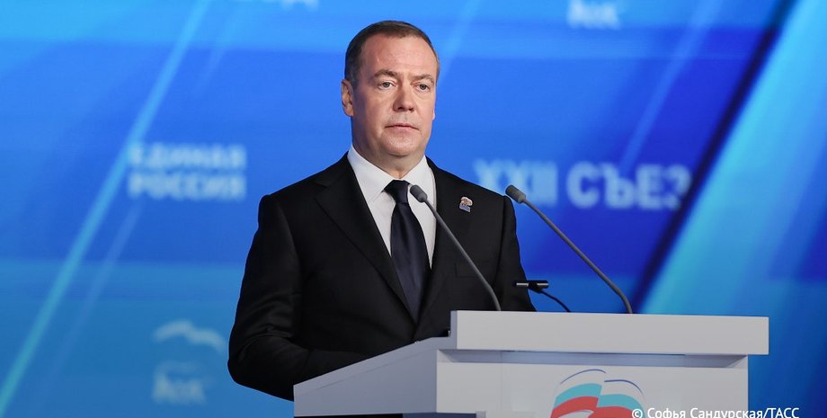 Дмитро Медведєв Заступник голови Ради Безпеки РФ Дмитро Медведєв